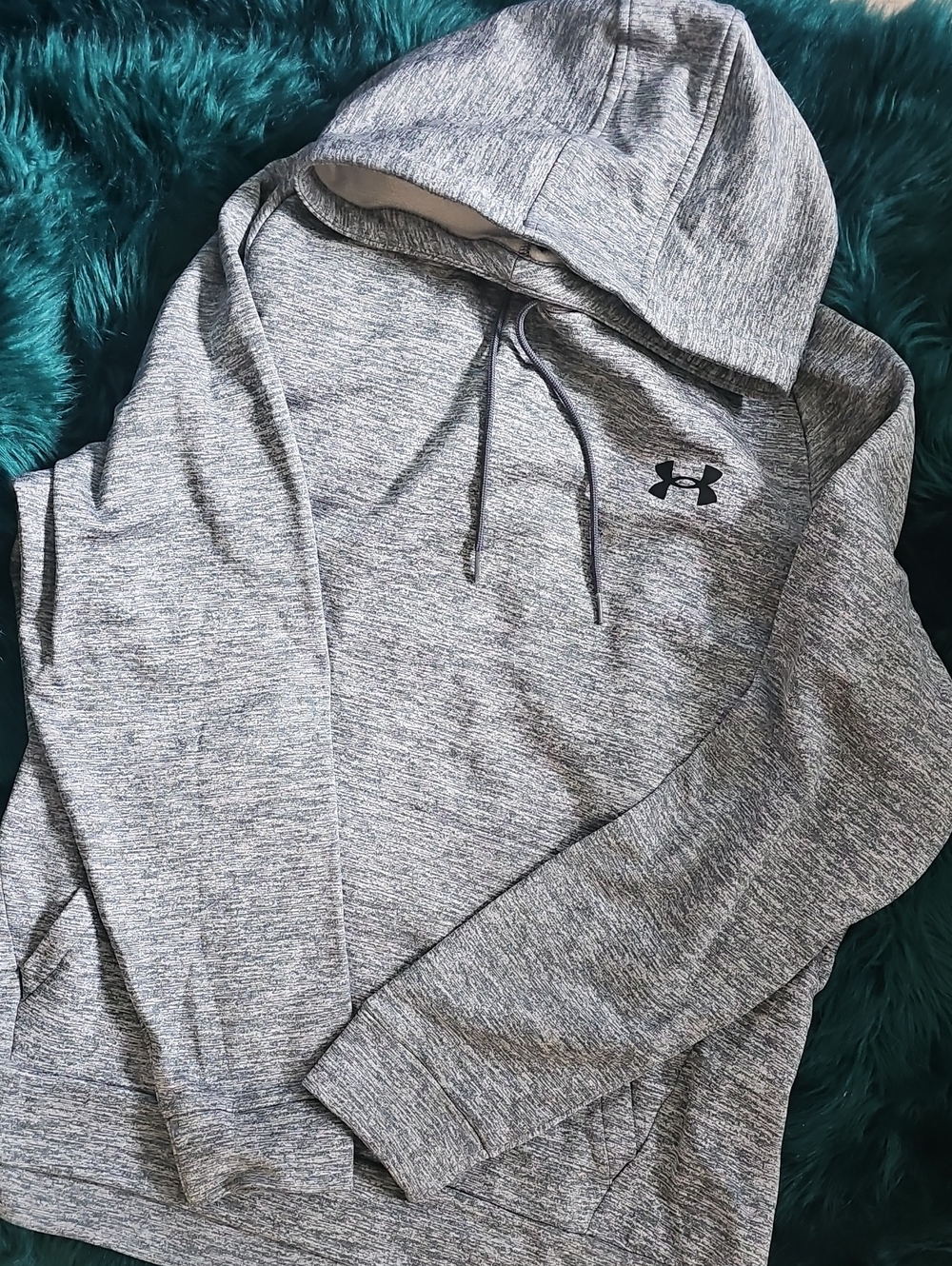 Under Armour pull over